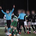 Teisėjas stabdo U-16 komandų rungtynes 
