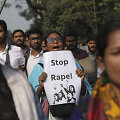 Studentės i&scaron;žaginimas įžiebė protestus Banglade&scaron;o sostinėje