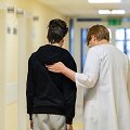 Penkiolikmečiui Laurynui Kauno klinikose pirmą kartą atlikta gyvybi&scaron;kai svarbi kaukolės pamato operacija
