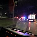 Nuo policijos sprukęs BMW Kaune rėžėsi į stulpą