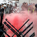Briuselyje vyko policijos ir &bdquo;geltonųjų liemenių&ldquo; protestuotojų susirėmimai
