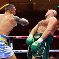 Oleksandras Usykas ir Tysonas Fury
