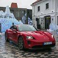 Vilniuje pristatyti elektromobilis &bdquo;Porsche Taycan&ldquo;