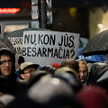 Protestas prie Seimo: &bdquo;De&scaron;imt tylos minučių" 