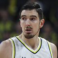Nando De Colo