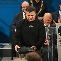 Volodymyrui Zelenskiui įteiktas prestižinis Karolio Didžiojo apdovanojimas už Europos vienybės puoselėjimą