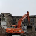 Griuvėsiais virtusią grąžtų gamyklą pakeis daugiabučiai