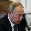Rusijos prezidentas Vladimiras Putinas penktadienį ekonomikos forume Sankt Peterburge