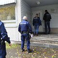 Suomijos policija prie profesinės kolegijos studentų bendrabučio