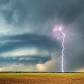 Fotografo Dennis Oswald daryta audros ir žaibo nuotrauka Oklahomoje