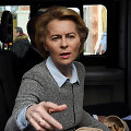 Ursula von der Leyen Graikijoje