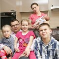 Monikos ir Lauryno Kasčiūnų &scaron;eima &ndash; &scaron;e&scaron;i mu&scaron;kietininkai