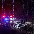 Policijos stabdomas BMW nestojo &ndash; nulėkė nuo kelio ir trenkėsi į medį: žuvo jaunas vairuotojas