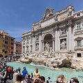 Trevi fontanas