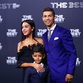 Cristiano Ronaldo su sūnumi ir drauge Georgina Rodriguez