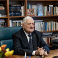 Valdas Adamkus