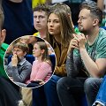 Žinomi žmonės stebėjo Lietuvos rinktinės kovą