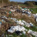 Keliasde&scaron;imt metų Asvejos ežero pa&scaron;onėje veikiantis nelegalus sąvartynas 