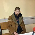 Į teismą penktadienio rytą atvesdintas Artūras, įtariamas ligoninėje nužudęs moterį. 