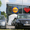 Po darbų vilniečiai suskubo į naujai atidarytas &bdquo;Lidl&ldquo; parduotuves