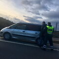 Sulaikymo užmiesčio kelyje akimirka