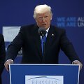 Jensas Stoltenbergas ir Donaldas Trumpas