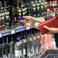 Alkoholio pirkejai rugpjūčio 31d.