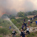 Gaisras Chijo saloje, Graikija