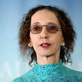  Joyce Carol Oates 
