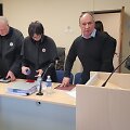 BNS nuotr. V. Stefanovas (de&scaron;inėje).
