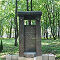 Skulptūrų parke atstatytas paminklas Gerlachų &scaron;eimai