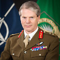 NATO generolas Adrianas Bradshaw