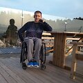 Norėdamas gauti darbą, neįgalus ir pir&scaron;tų nevaldantis jaunuolis i&scaron;ugdė neįtikėtinus sugebėjimus