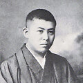 Junichiro Tanizaki 1913 metais po savo literatūrinio debiuto