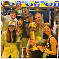 Tomas Balčėtis ir Martynas Pocius &scaron;venčia NBA čempionų titulą su artimaisiais ir komandos žvaigžde N.Jokičiumi. 15min primena, kad dviejų vilniečių kelias prasidėjo nuo pat vaikystės.