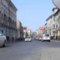 Leidimas automobiliams važiuoti Tiltų gatve čia gyvenančių žmonių buvo sutiktas prie&scaron;i&scaron;kai. 