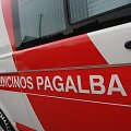 Medikai skubėjo į pagalbą.
