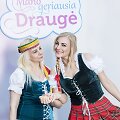 Oksana &Scaron;klėriūtė su mama Janina