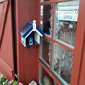 Antspaudą pasui galima gauti atvykus prie parkų direkcijų pastatų. 