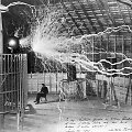 Nicola Tesla ir jo įranga