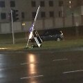 Kaune &bdquo;Citroen&ldquo; i&scaron;vertė &scaron;viesoforą ir spruko