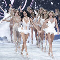 2013 metų Victoria&lsquo;s Secret mados &scaron;ou Niujorke, JAV.