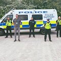 Aivaras Krochalevas (be uniformos) su kolegomis