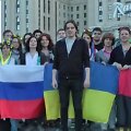 Grupė maskviečių susirinko i&scaron;reik&scaron;ti paramą Ukrainai