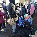 Į Rusiją i&scaron; Donbaso atvykę pabėgėliai nebuvo niekur apgyvendinti ir visą naktį &scaron;alo autobusuose