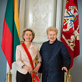 Vokietijos gynybos ministrei Ursulai von der Leyen &ndash; auk&scaron;tas Lietuvos apdovanojimas