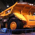 Autonominis karjerų monstras &bdquo;Komatsu&ldquo; su 2700 AG varikliu
