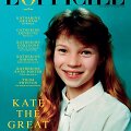Kate Moss vaikystės nuotrauka panaudota žurnalo vir&scaron;elyje
