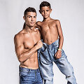 Cristiano Ronaldo su sūnumi Cristiano jaunesniuoju