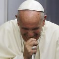 Popiežius Pranci&scaron;kus kalba žurnalistams grįžtant i&scaron; apa&scaron;tali&scaron;kos kelionės  